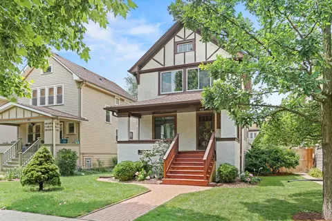 719 Lyman Ave, Oak Park, IL 60304