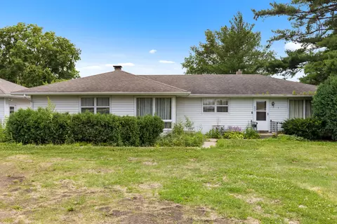 6477 Spring Brook Rd, Rockford, IL 61114