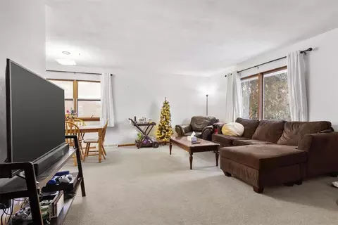 6477 Spring Brook Rd, Rockford, IL 61114 photo 13