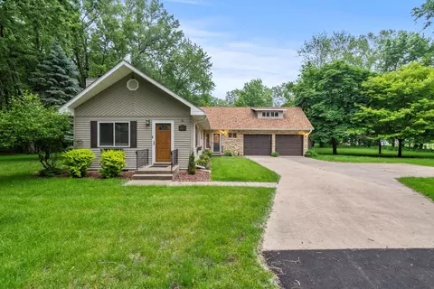 741 N School St, Braidwood, IL 60408