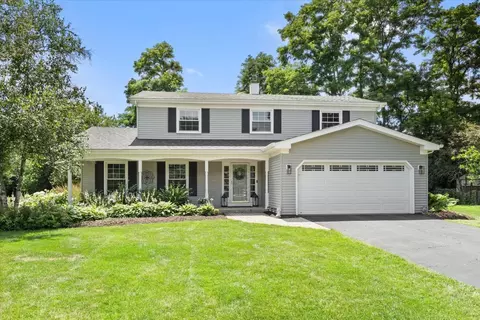 1544 Orth Ct, Wheaton, IL 60189