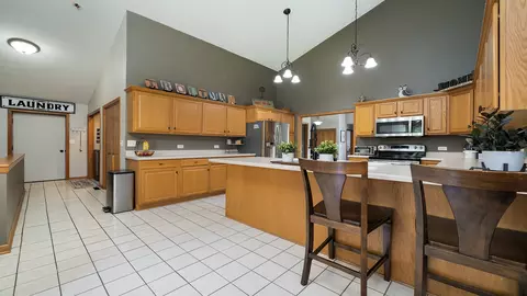 903 Timber Trail Dr, Dixon, IL 61021 photo 8