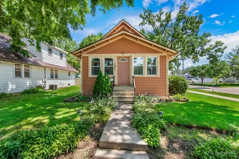 1001 Hill Ave, Elgin, IL 60120