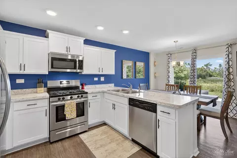1183 Kingsmill Dr, Algonquin, IL 60102 photo 8