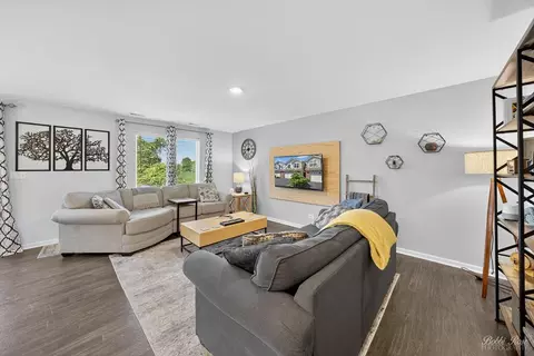 1183 Kingsmill Dr, Algonquin, IL 60102 photo 18
