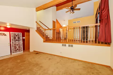 Living - 15624 Sawyer Ave, Markham, IL 60428 photo 2 of 7