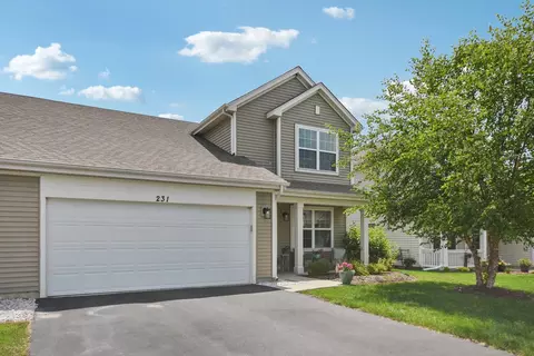 231 Norfolk Ln, Pingree Grove, IL 60140