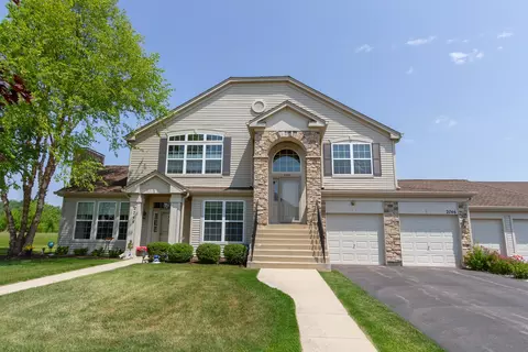 2746 Acorn Ct #2746, West Dundee, IL 60118