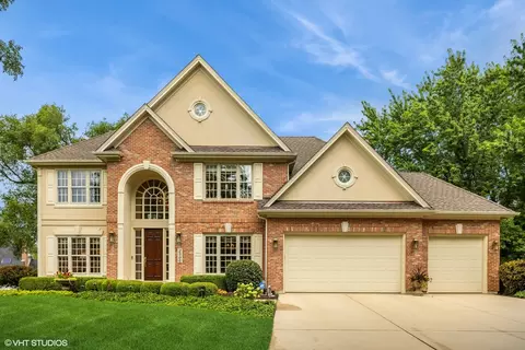 2506 Dunham Woods Ct, Saint Charles, IL 60174