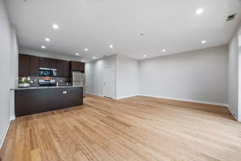 Living - 3130 W Walton St #3, Chicago, IL 60622 photo 3 of 3