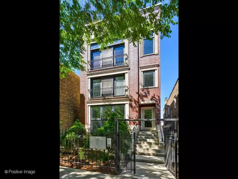 1022 N Wood St #1, Chicago, IL 60622