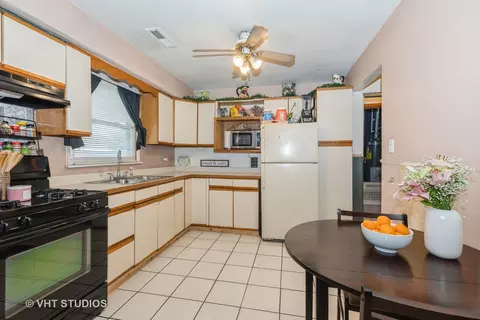 5101 State Rd, Burbank, IL 60459 photo 12