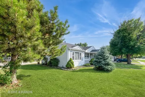 5101 State Rd, Burbank, IL 60459 photo 2