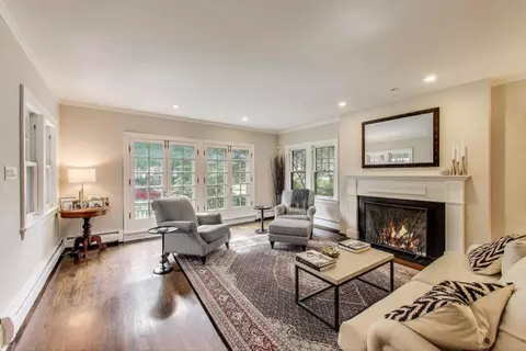 934 Jackson Ave, River Forest, IL 60305 photo 5