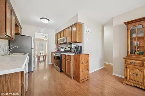Kitchen - 1713 Meadow Ln, Mchenry, IL 60050 photo 3 of 3
