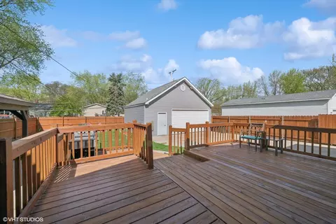 Exterior - 1713 Meadow Ln, Mchenry, IL 60050 photo 3 of 9