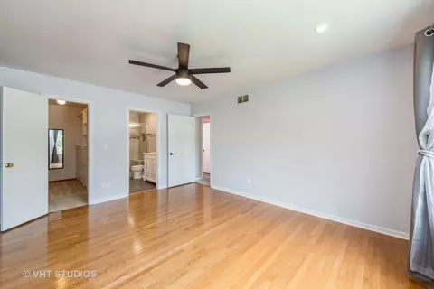 Bedroom - 1289 Evergreen Ln, Elgin, IL 60123 photo 5 of 5