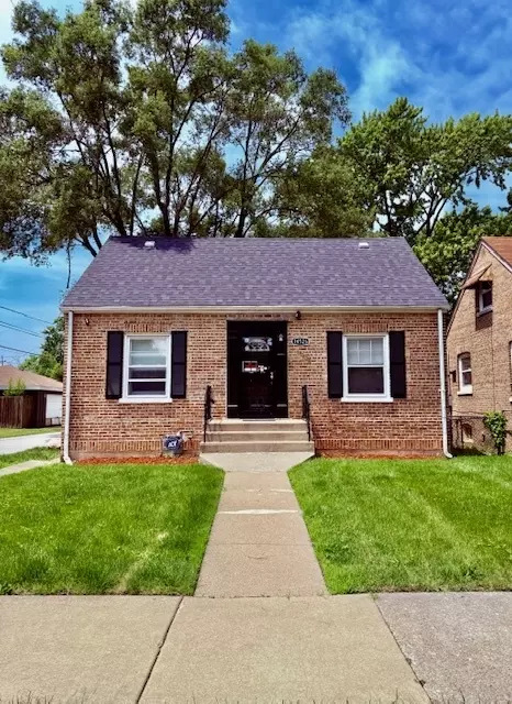 14526 S Dearborn St, Riverdale, IL 60827