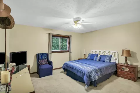 Bedroom - 1706 Rockingham Dr #2, Normal, IL 61761 photo 3 of 4