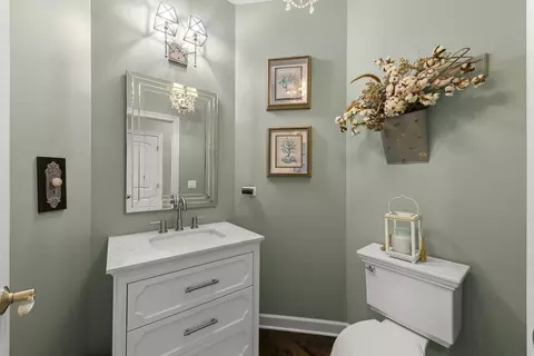 Bath - 4544 Corktree Rd, Naperville, IL 60564 photo 1 of 7