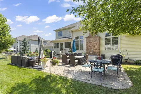 Exterior - 4544 Corktree Rd, Naperville, IL 60564 photo 6 of 12