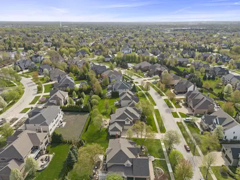 View/Area - 4544 Corktree Rd, Naperville, IL 60564 photo 11 of 20