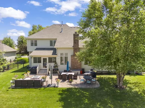 Exterior - 4544 Corktree Rd, Naperville, IL 60564 photo 8 of 12