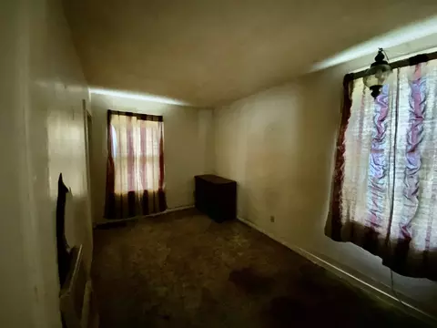 Bedroom - 302 W Abe St, Plano, IL 60545 photo 2 of 3