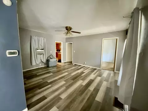 Living - 302 W Abe St, Plano, IL 60545 photo 2 of 3