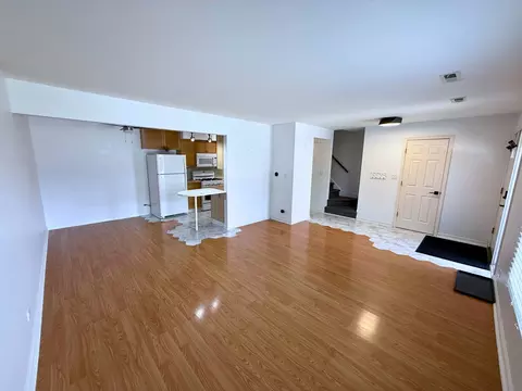540 W Lodge Trl #E, Wheeling, IL 60090 photo 7