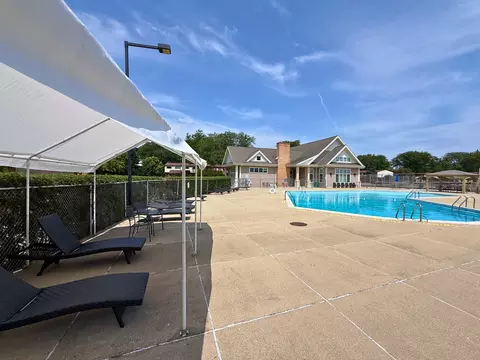 540 W Lodge Trl #E, Wheeling, IL 60090 photo 34