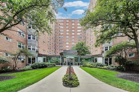 4970 N Marine Dr #1024, Chicago, IL 60640