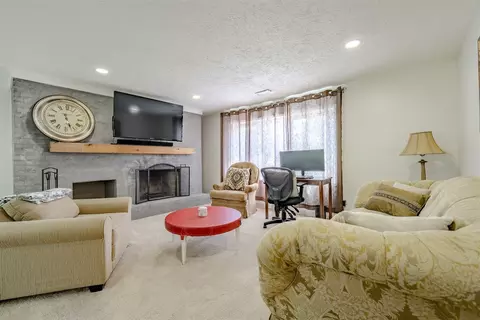 Living - 1408 Hanson Dr, Normal, IL 61761 photo 4 of 5