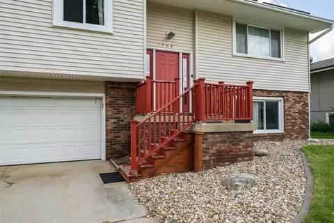 Exterior - 1408 Hanson Dr, Normal, IL 61761 photo 2 of 7