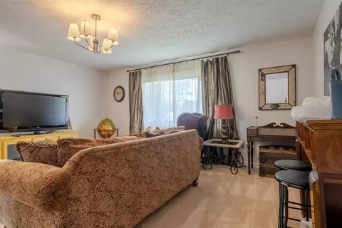 Living - 1408 Hanson Dr, Normal, IL 61761 photo 1 of 5