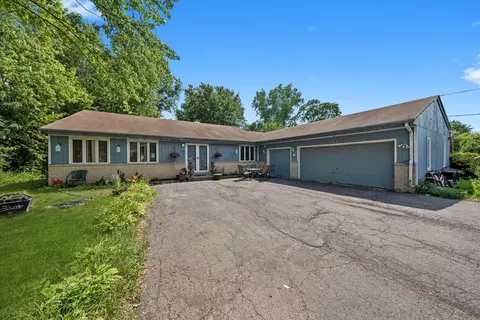 3845 192nd St, Homewood, IL 60430