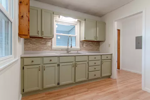 Kitchen - 378 E Union St, Seneca, IL 61360 photo 2 of 2