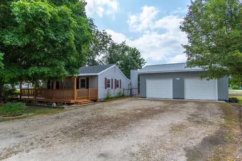 Other - 378 E Union St, Seneca, IL 61360 photo 1 of 4