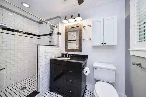 Bath - 1845 Howard St, Wheaton, IL 60187 photo 1 of 2