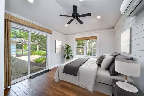 Bedroom - 1845 Howard St, Wheaton, IL 60187 photo 1 of 3