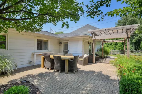 Exterior - 1845 Howard St, Wheaton, IL 60187 photo 3 of 6