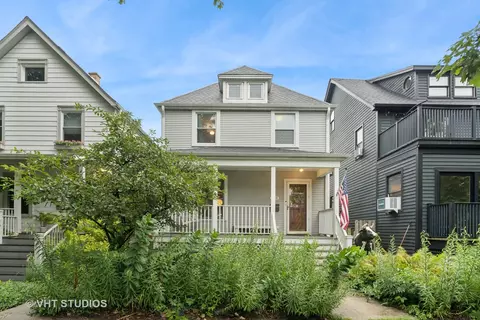 1741 W Carmen Ave, Chicago, IL 60640