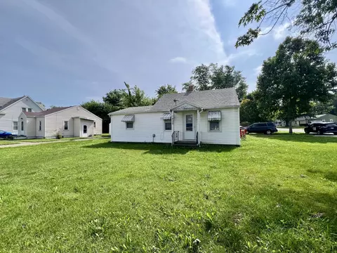 1402 N Harris Ave, Champaign, IL 61820