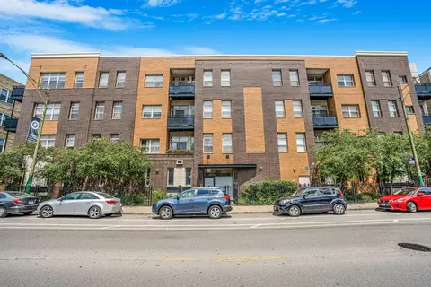 2951 N Clybourn Ave #406, Chicago, IL 60618