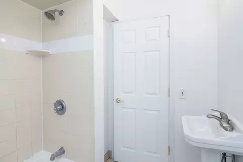 818 E Indiana St, Wheaton, IL 60187 photo 14