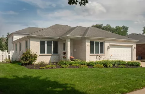 4611 Arthur Ave, Brookfield, IL 60513