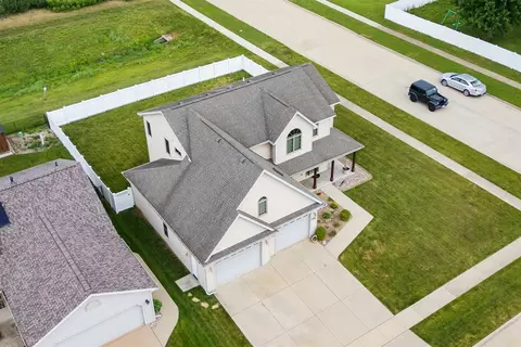 View/Area - 1900 Saltonstall Dr, Normal, IL 61761 photo 2 of 4