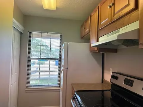 700 N Adelaide St #85, Normal, IL 61761 photo 6