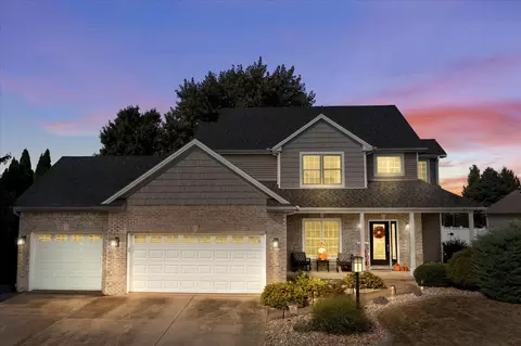 1501 Quarry Rd, Mahomet, IL 61853