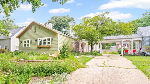 611 W Iowa St, Urbana, IL 61801
